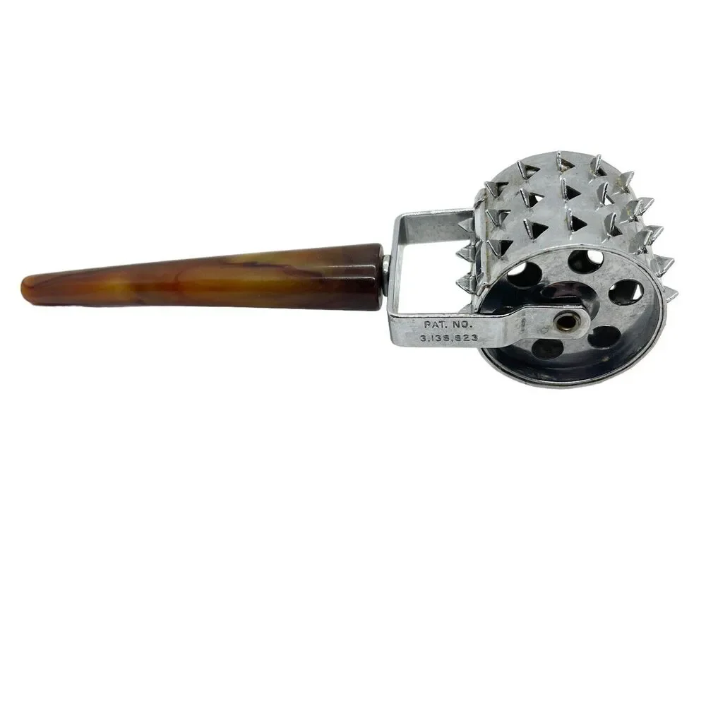 Dough Hole Roller Meat Tenderizer Butterscotch Bakelite Handle VTG Pat 3138823